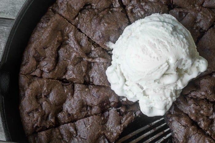 Receta de galletas sart&eacute;n con doble chispa de chocolate