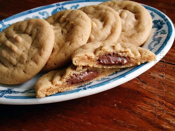 Hershey Drop Galletas de mantequilla de man&iacute; rellenas @amandaformaro Amanda