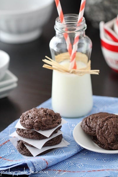 Galletas estilo panadería y galletas crema