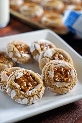 Galletas Arrugadas De Azúcar Marrón Con Turrón De Nuez Canela