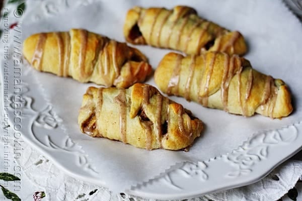 Apple Cranberry Pocket Pies @amandaformaro Amanda