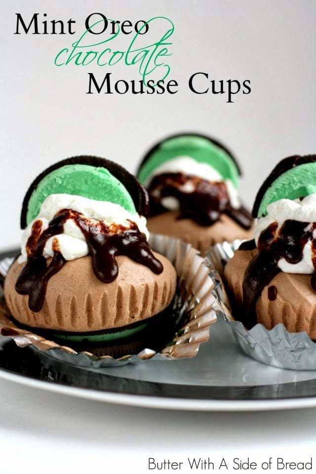 TAZAS DE MOUSSE DE CHOCOLATE CON MENTA OREO