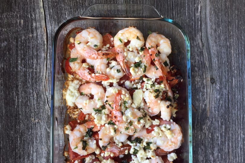 Camarones Con Tomate Asado, Ajo Y Feta