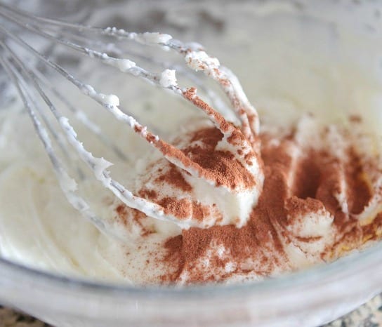 Frosting de queso crema de canela y azúcar