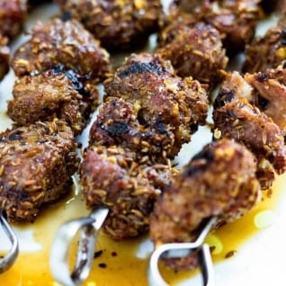 Comino Chile Cordero Kabobs