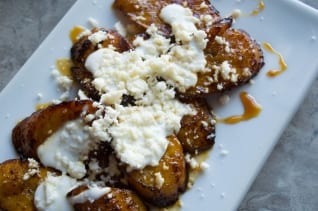 Cómo hacer plátanos de miel de estilo de calle de naranja