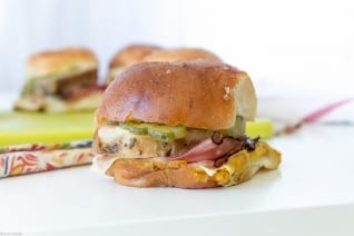 Fácil deslizadores cubanos al horno de 30 minutos