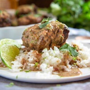 Costillas De Carne Estofada Malaya