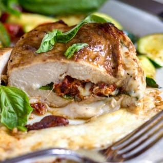 Pollo Relleno Capres
