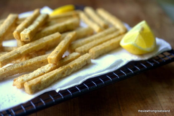 Garbanzos Fritos con Salsa de Yogurt Tahini