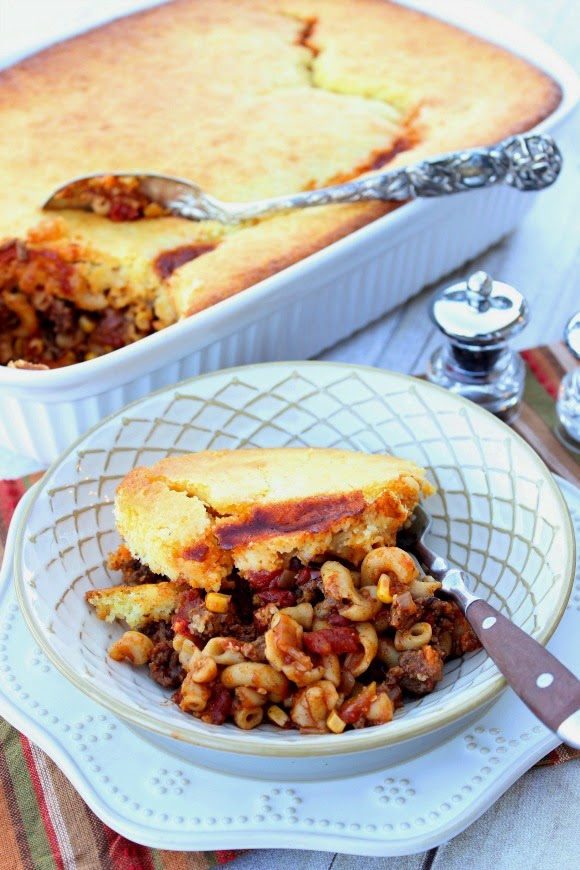 Kudos Mac Chili com receita de crosta de pão de milho
