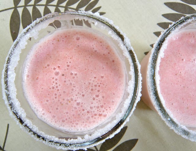 Margaridas com creme de morango -