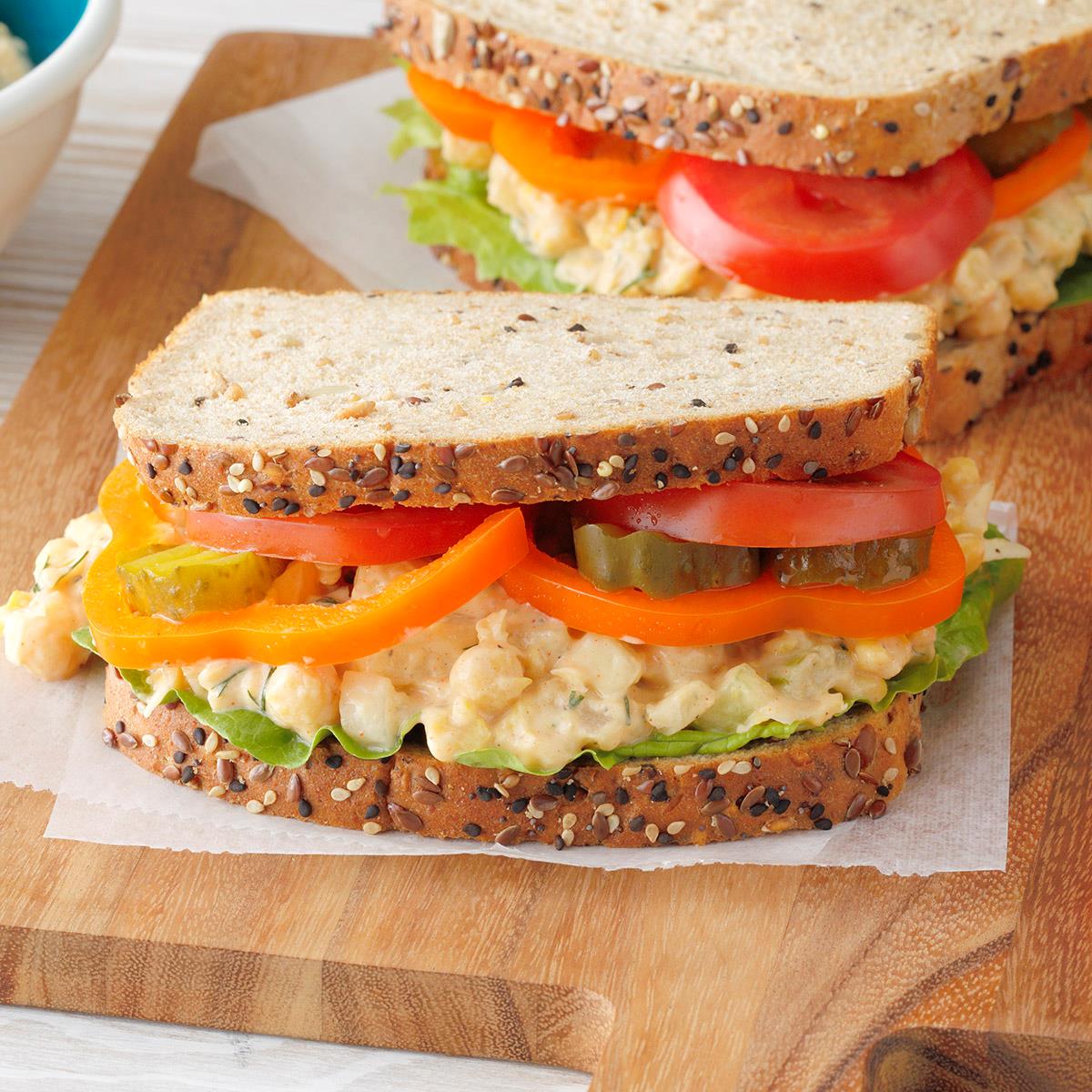 Receta de sándwiches de ensalada de garbanzos Dilly