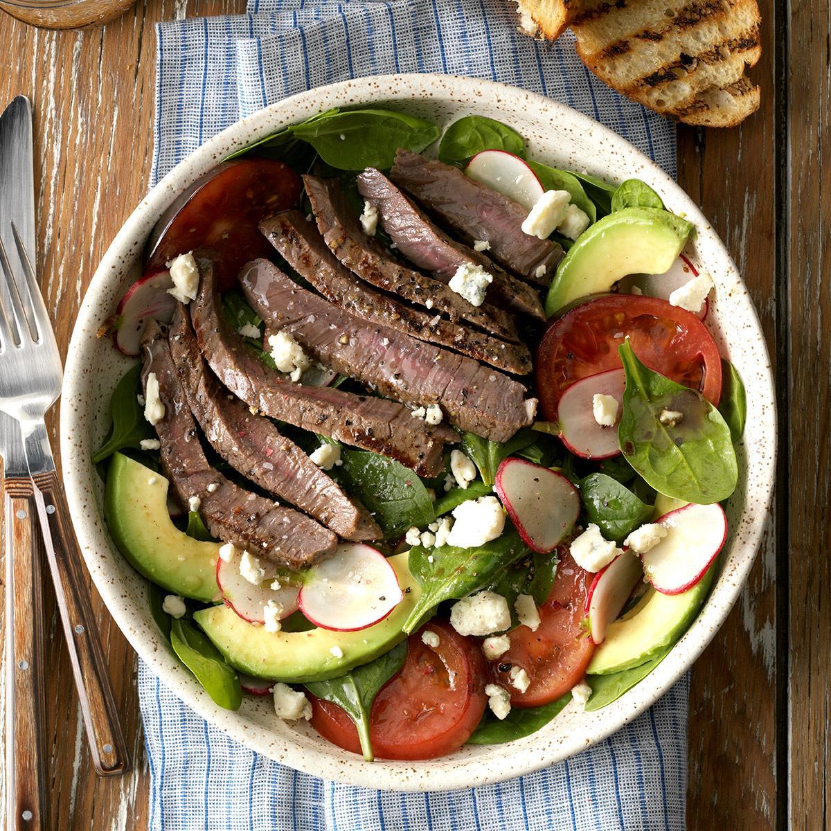 Receta de ensalada de filete de hierro plano