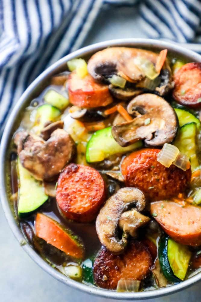 Receta de sopa de verduras con salchicha Andouille
