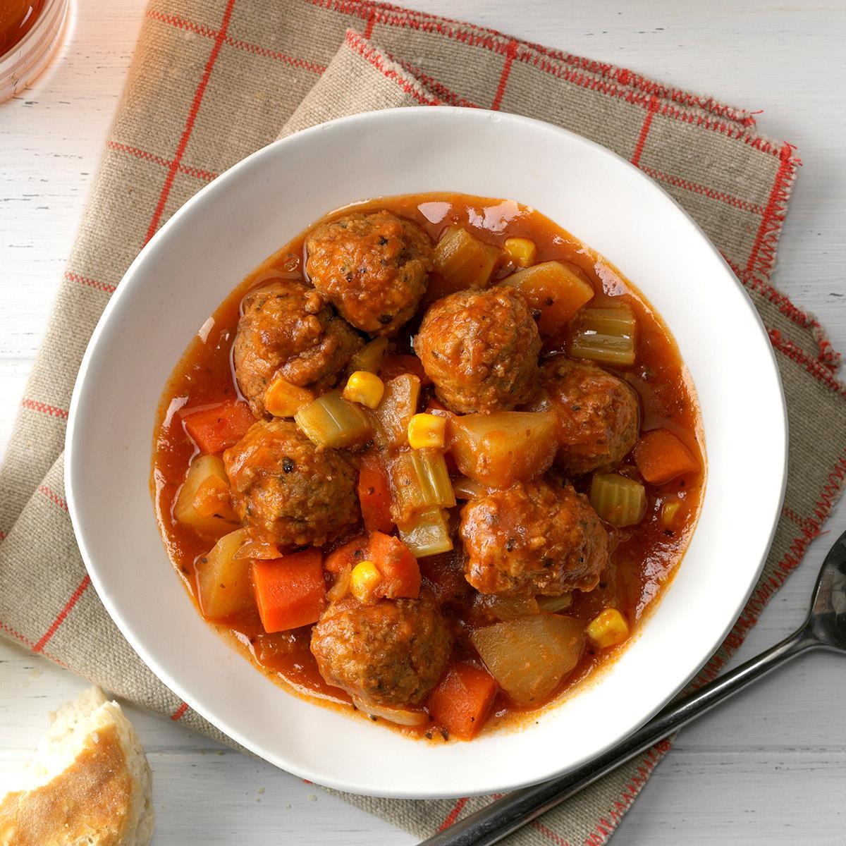 Receta de estofado de albóndigas de cocción lenta