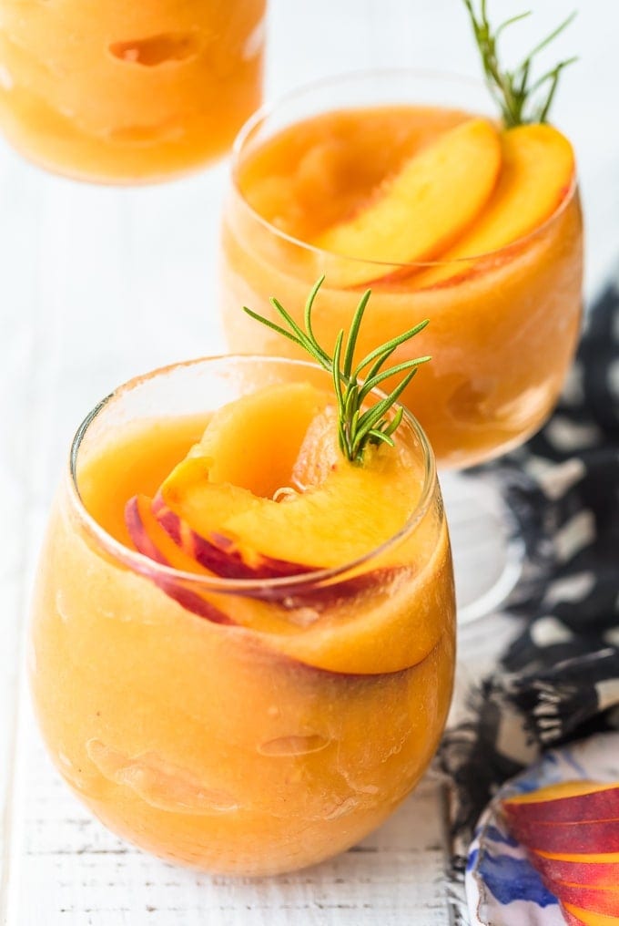 Receta de Frose de durazno en tazas