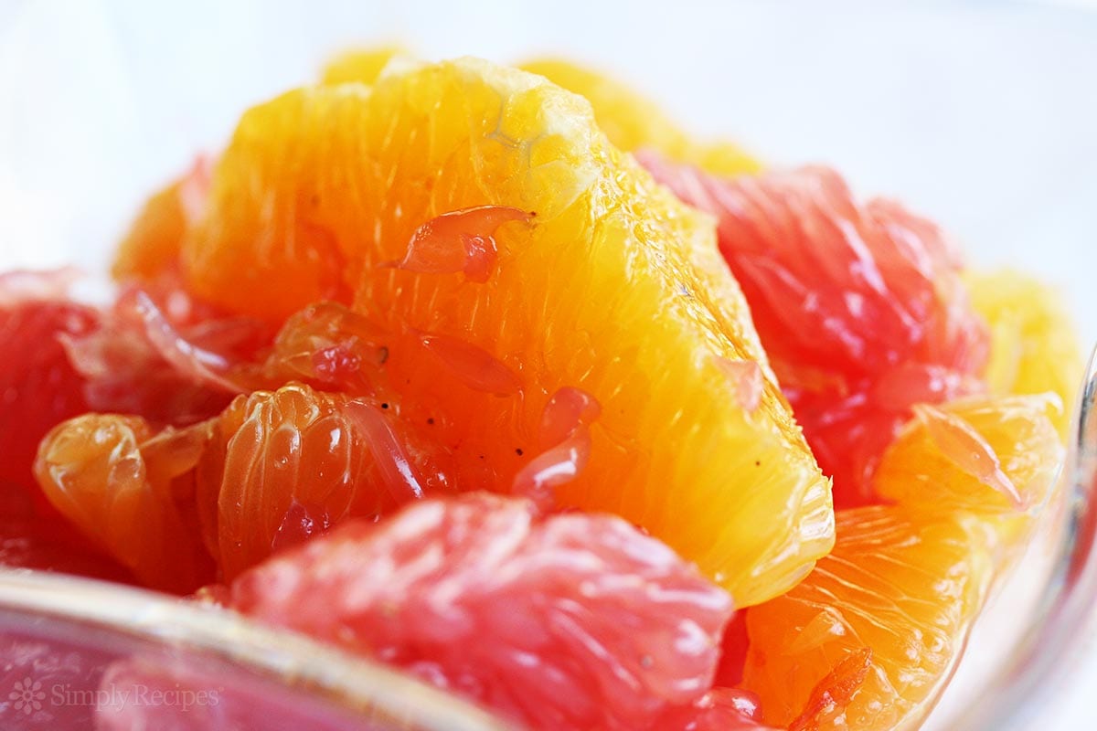 Ensalada De Frutas De Cardamomo