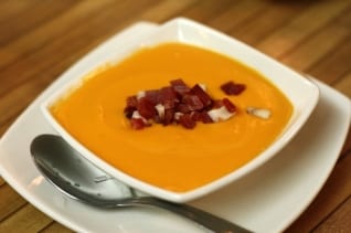Salmorejo y Strange Foods