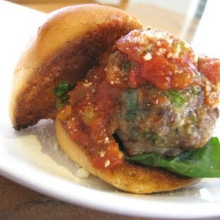 Sliders de almôndegas italianos -