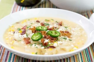 Sopa de maíz cremosa de chipotl