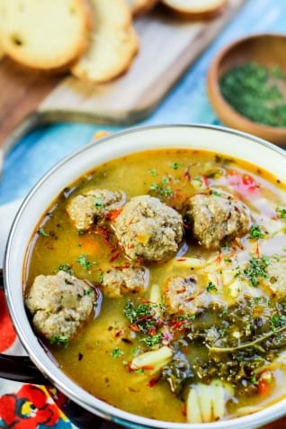 Sopa de Albondigas Españolas
