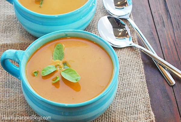 Sopa de calabaza f&aacute;cil con calabaza enlatada