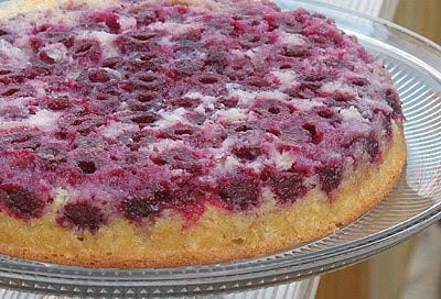 Torta de framboesa de cabeça para baixo