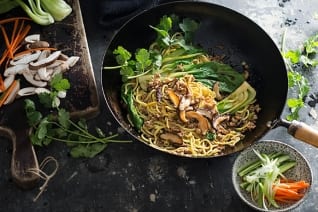 Viajando por Asia con comida callejera asiática para hacer en casa