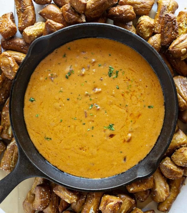 salsa de cerveza y queso