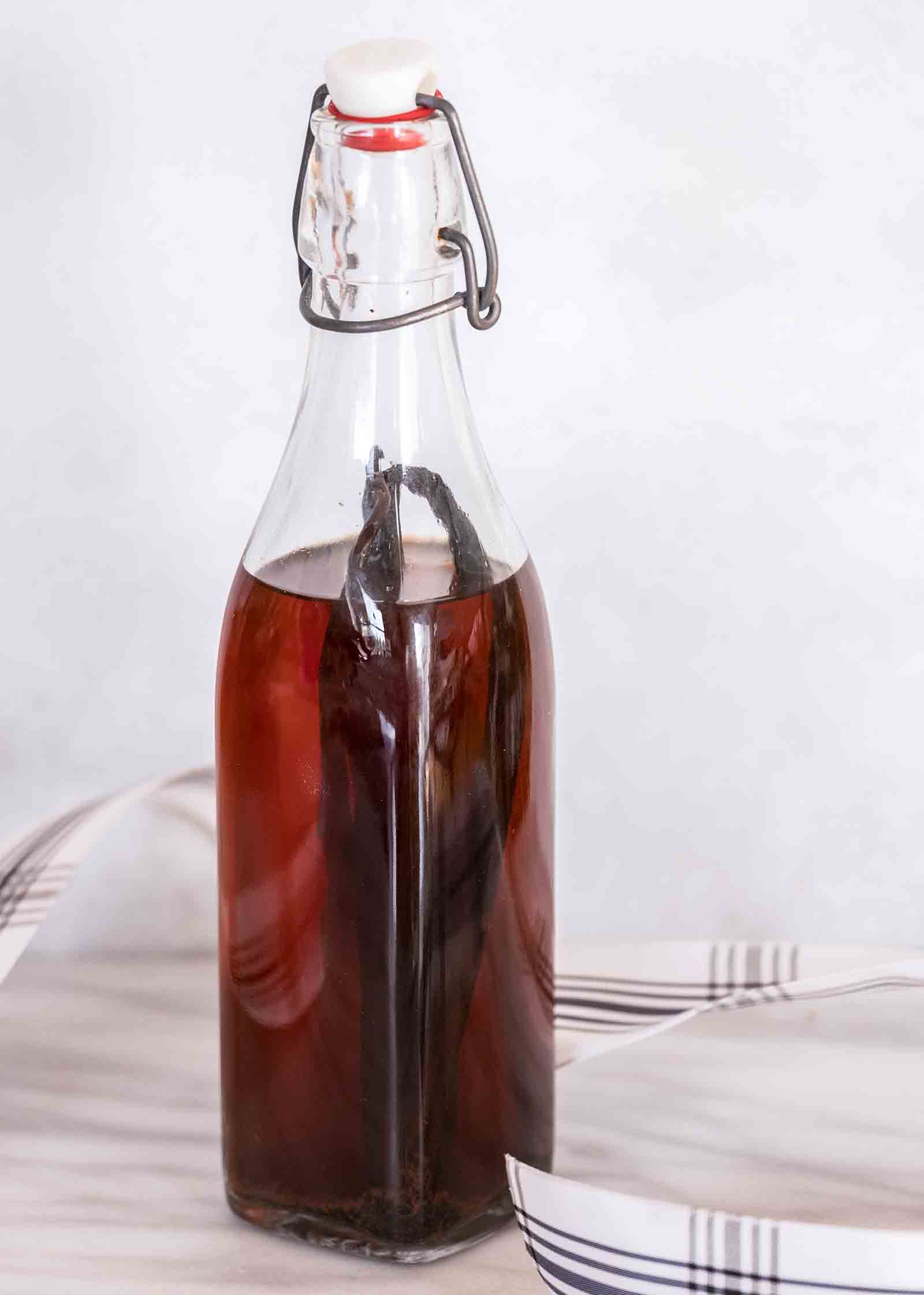 How to Make Vanilla Extract
