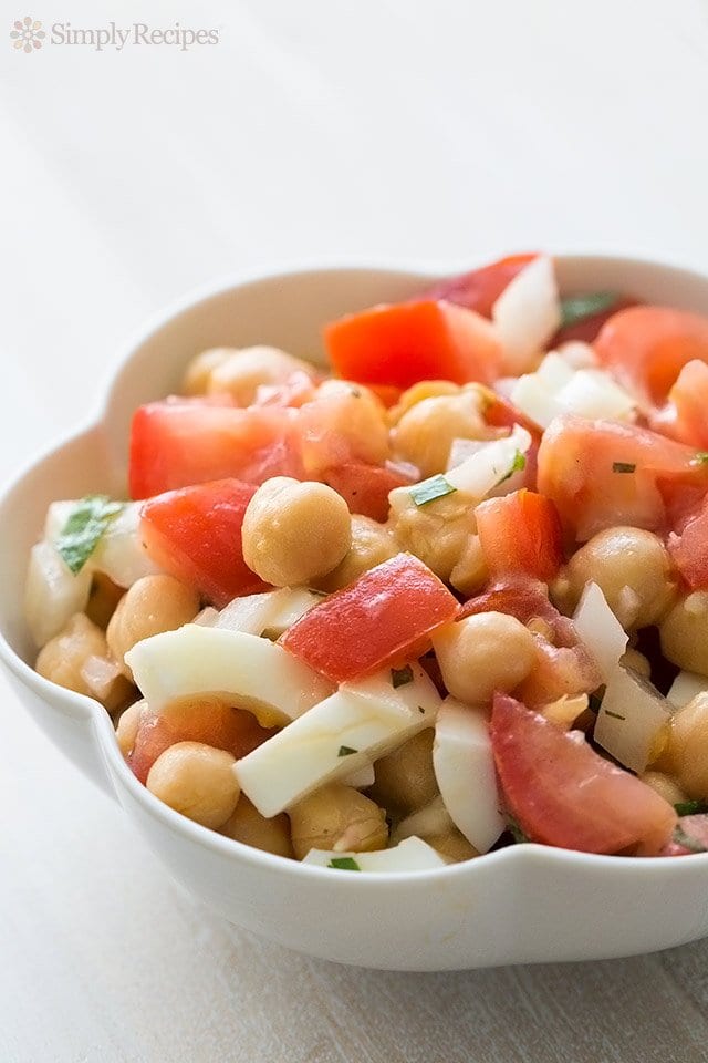Tomato Garbanzo Bean Onion Salad