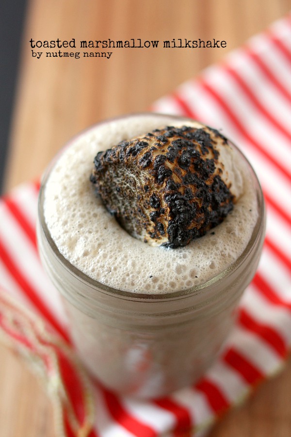 Marshmallow toast cocktail