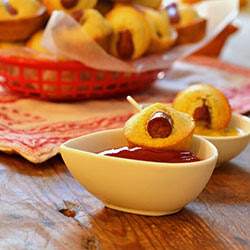 Mini Muffins Corn Dog - Alimenta tu alma también