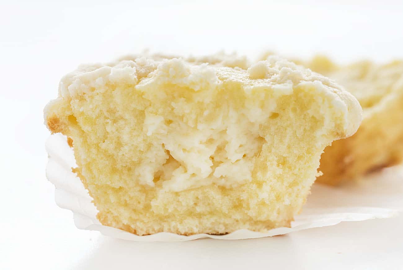 Dentro de muffin de queso crema
